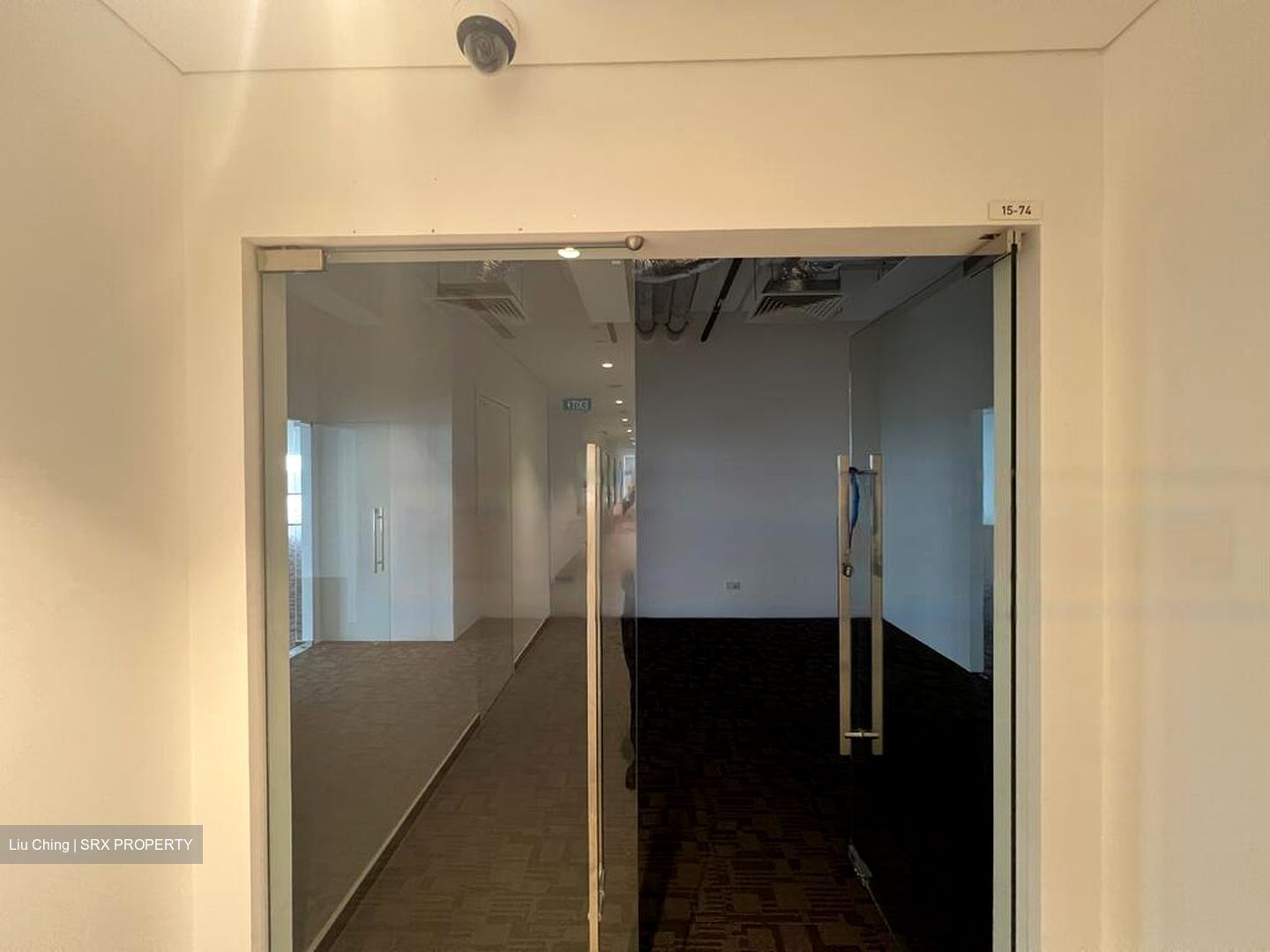 Woods Square (D25), Office #462649501